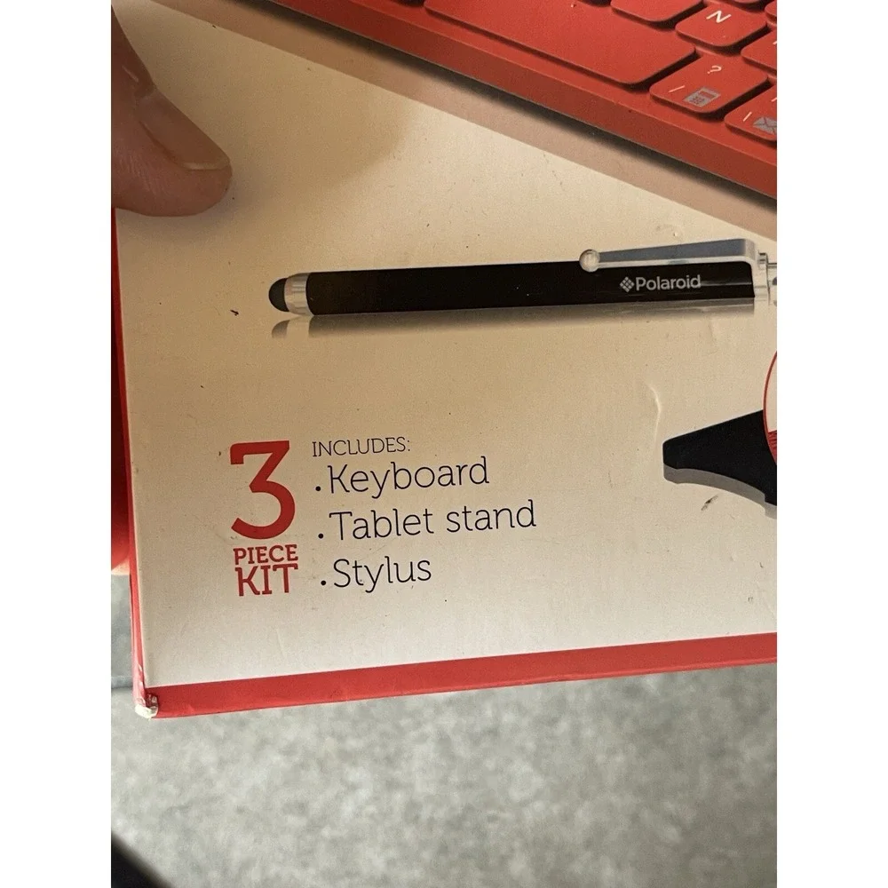 Polaroid Universal Bluetooth Keyboard for Tablets and‎ Smartphones 3 Piece